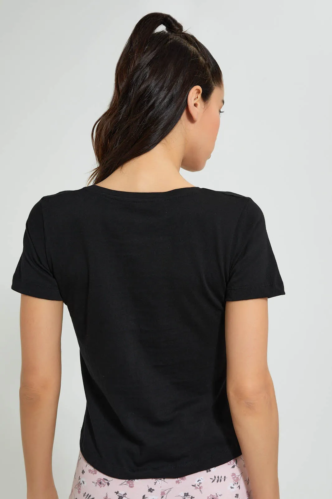 Black Plain Short Sleeved V-Neck T-Shirt