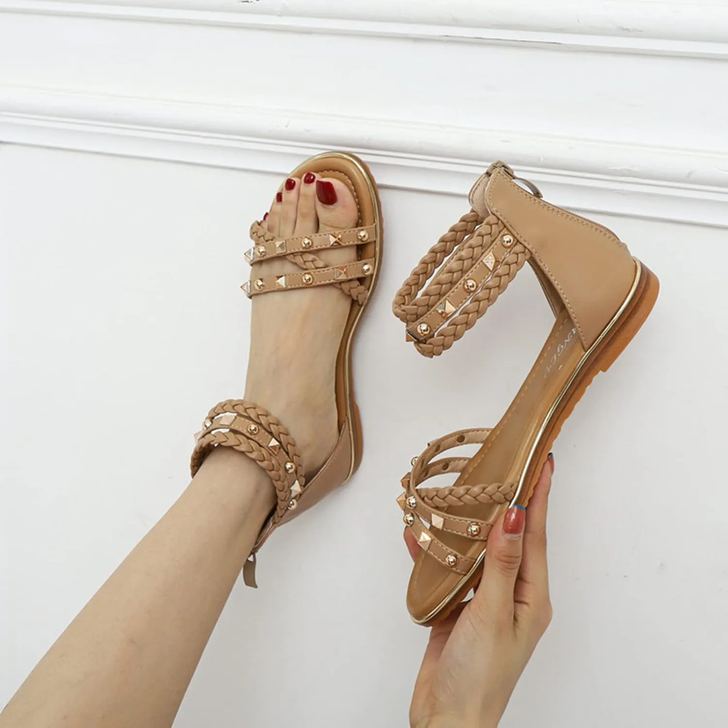 HINDOLA Women's Gladiator Sandals Summer Beach Flat Thong Cross Strappy Sandals Trendy Roman Shoes with Zipper
