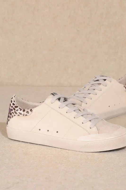 Lace up, Star, Sneakers **This item has free shipping.**