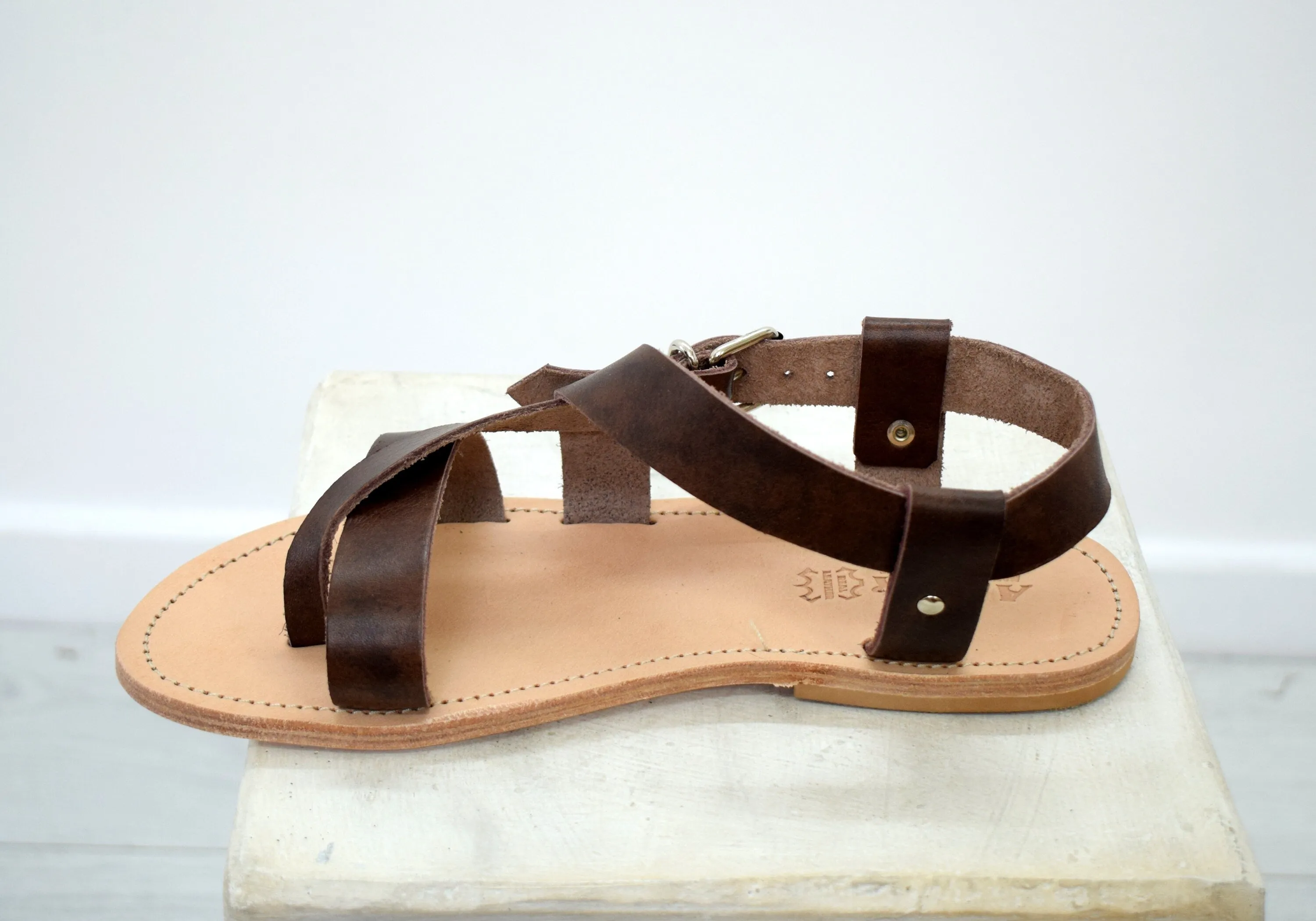 Roman greek gladiator leather sandals, brown men sandals, Spartan sandals, Thongs sandals.
