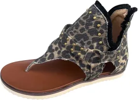 Summer Shoes for Women Casual Flat Footwear with Studded Detailing Trendy Comfortable Sandals 2025
