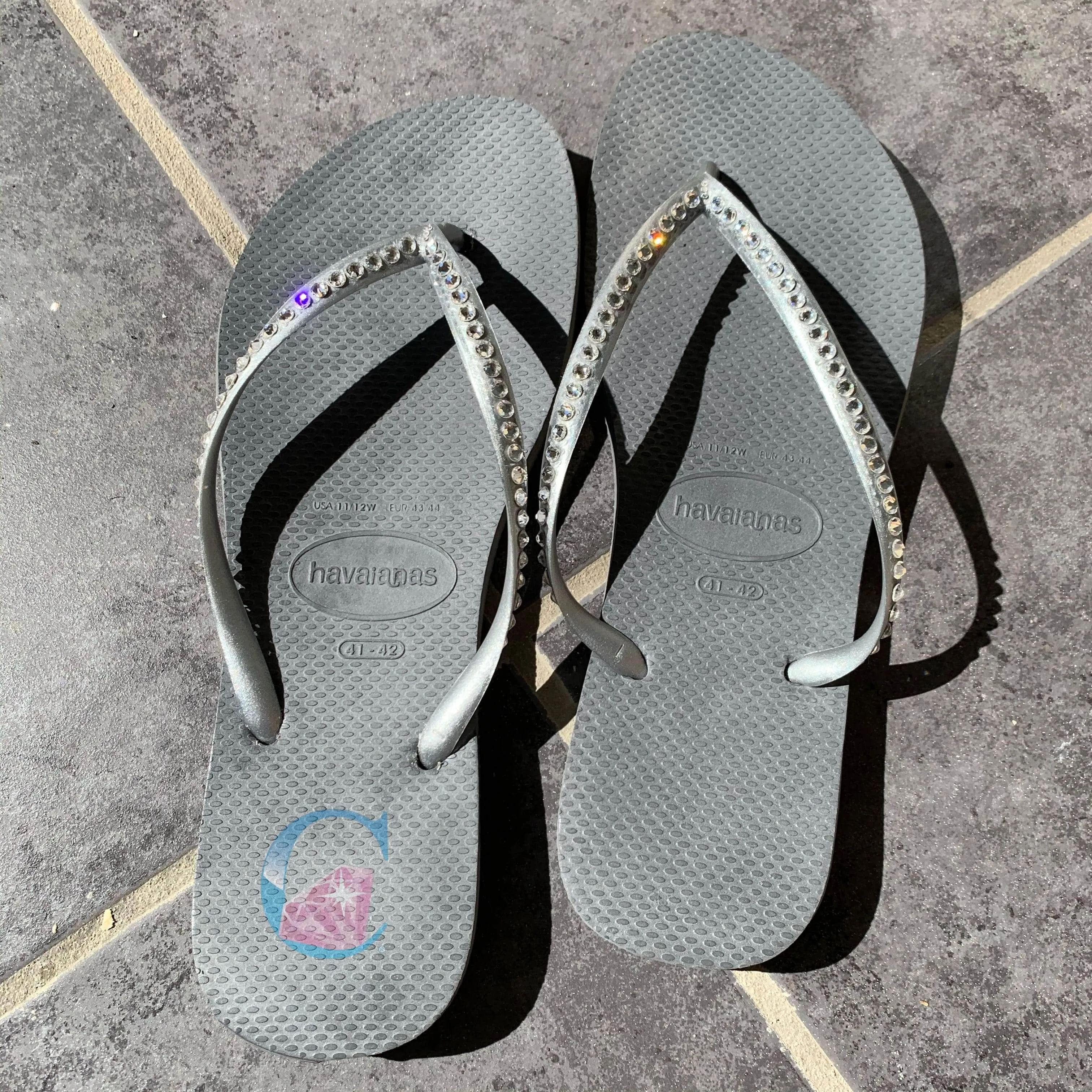 Thin Strap embellished Havaianas - 1 Row *