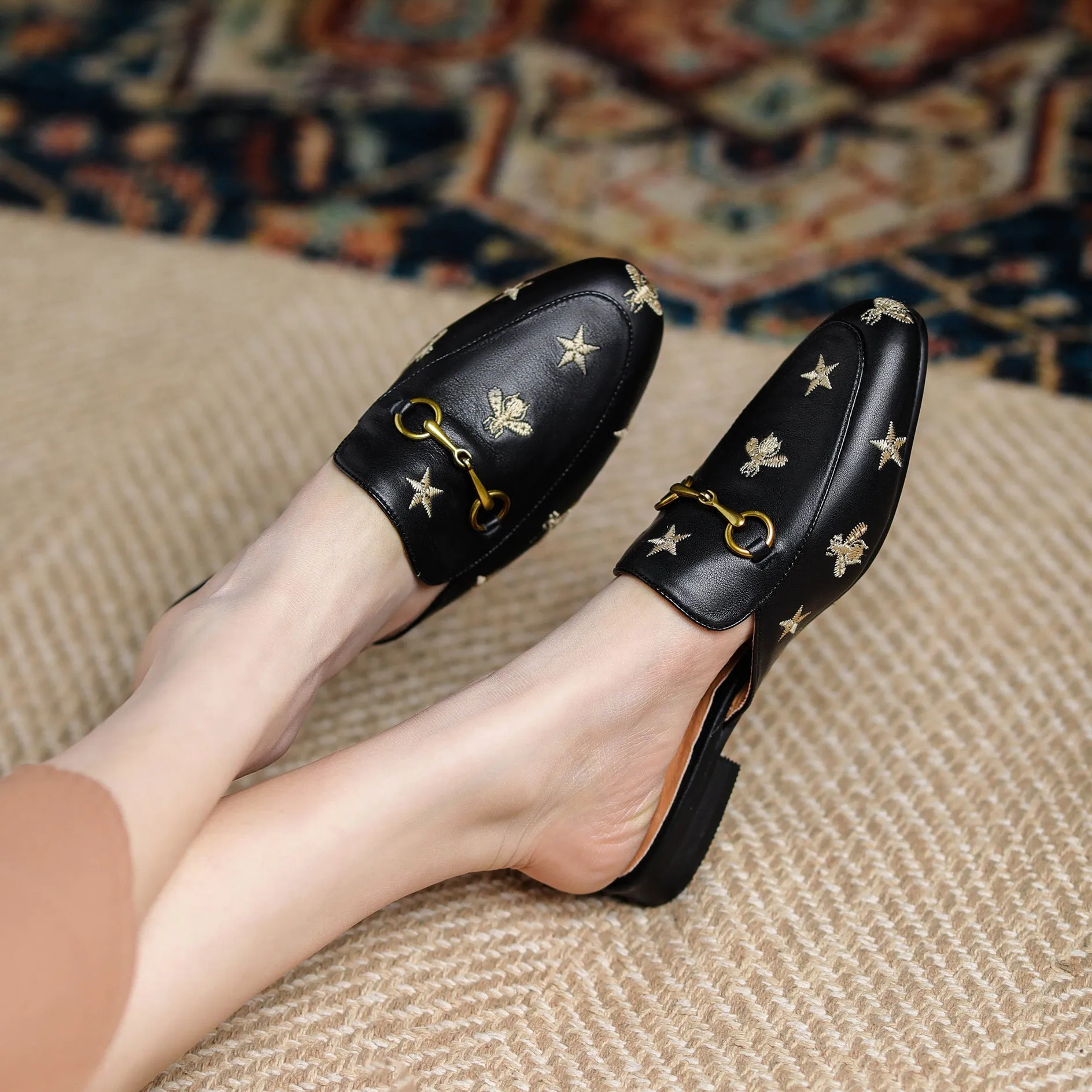 Women Handmade Soft Leather Embroidery Pattern Mules