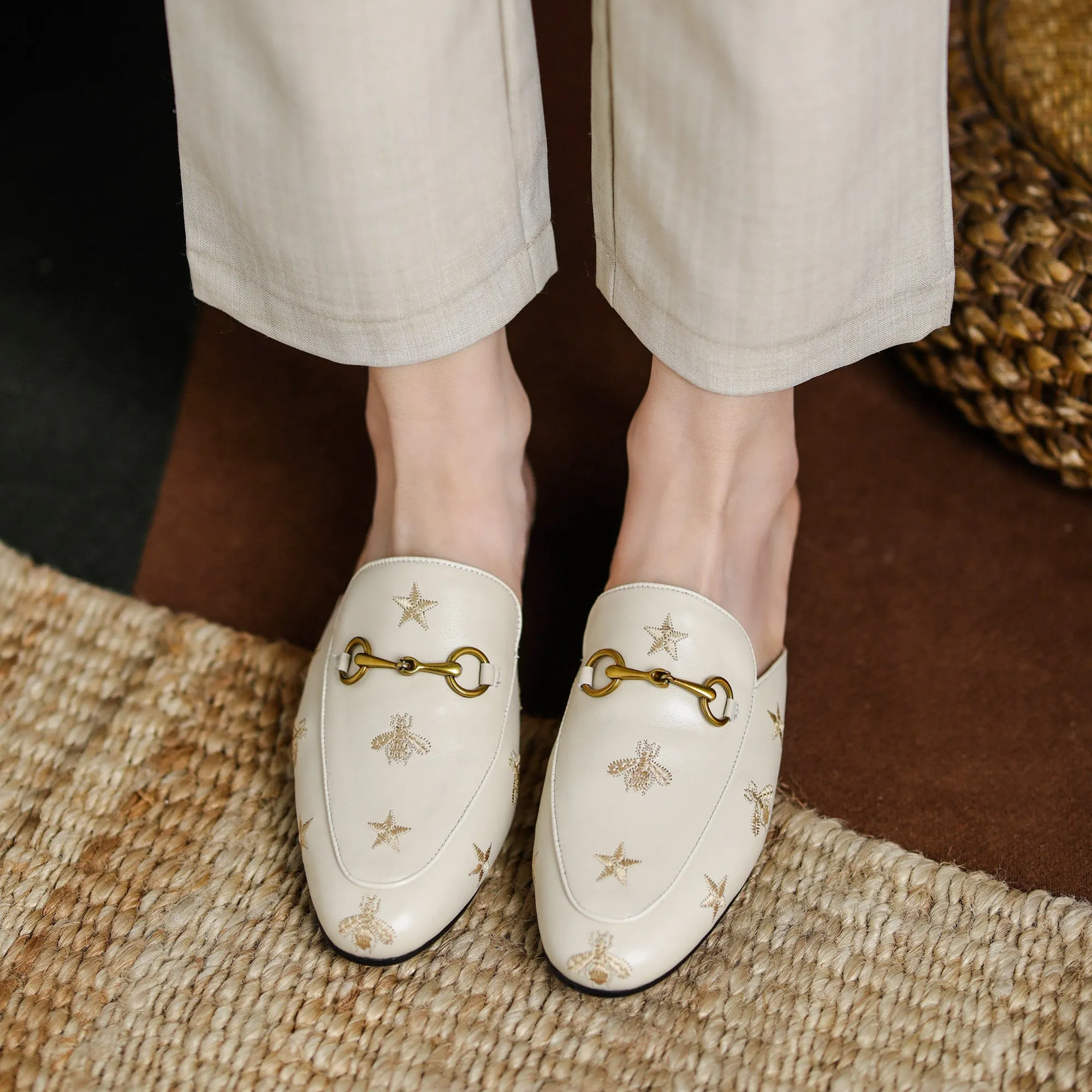 Women Handmade Soft Leather Embroidery Pattern Mules