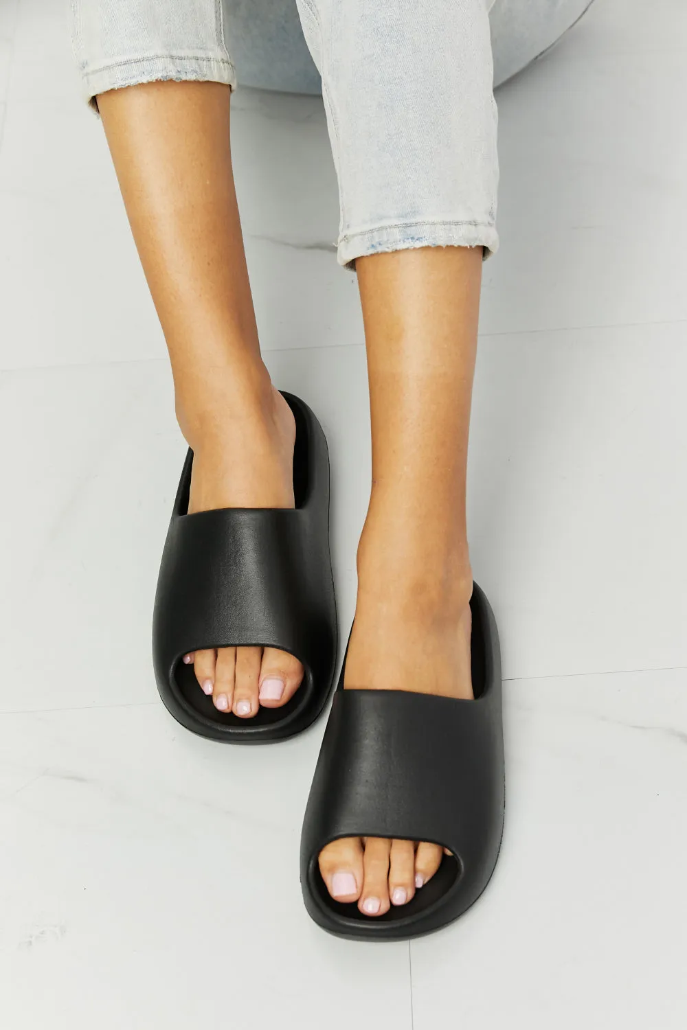 Womens Black In My Comfort Zone Slides