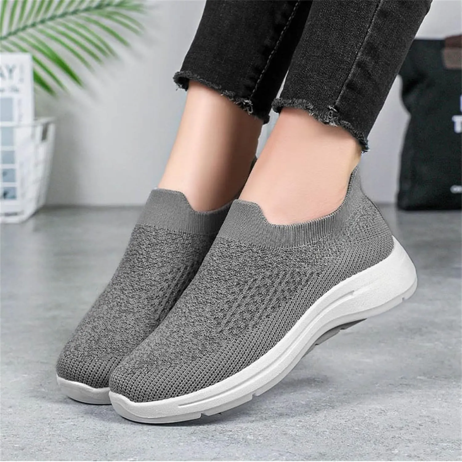 Womens Sneakers Tennis Walking Workout Gym Shoes Slip On Lightweight Comfortable Athletic Sports Running Shoes