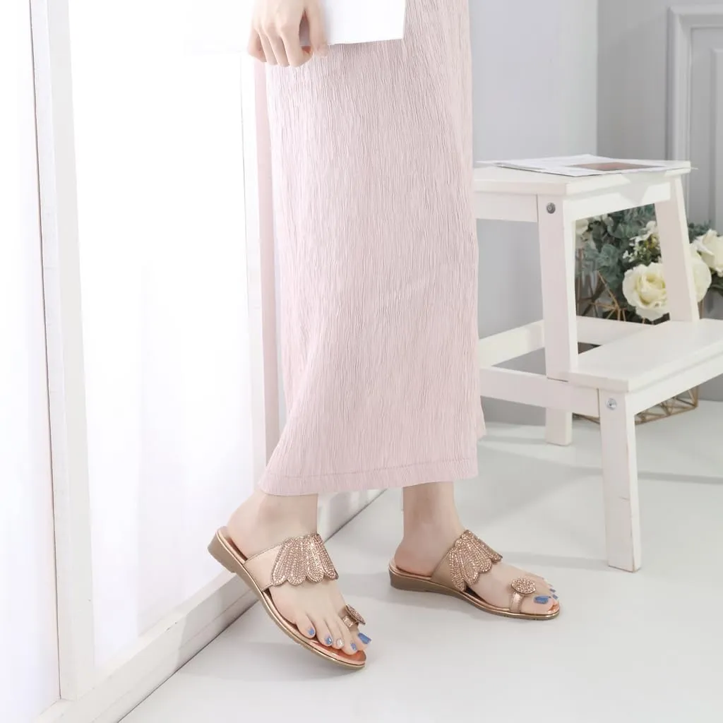 Women's Sparkly Rhinestone Toe Ring Flat Sandals Comfort Embellished Flipflops Summer Beach Slide Sandal